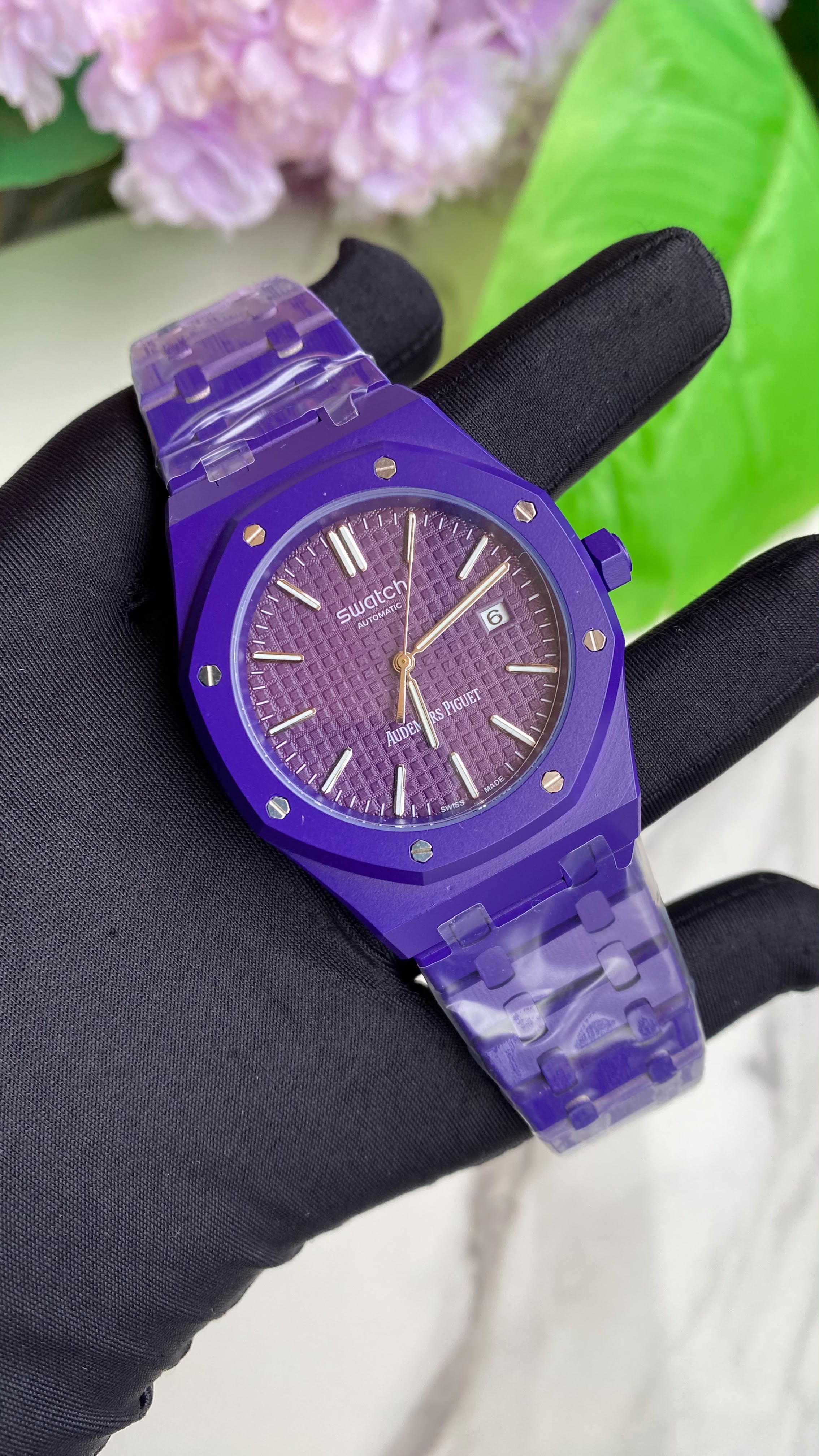 Swatch × Audemars Piguet Royal Oak view 2